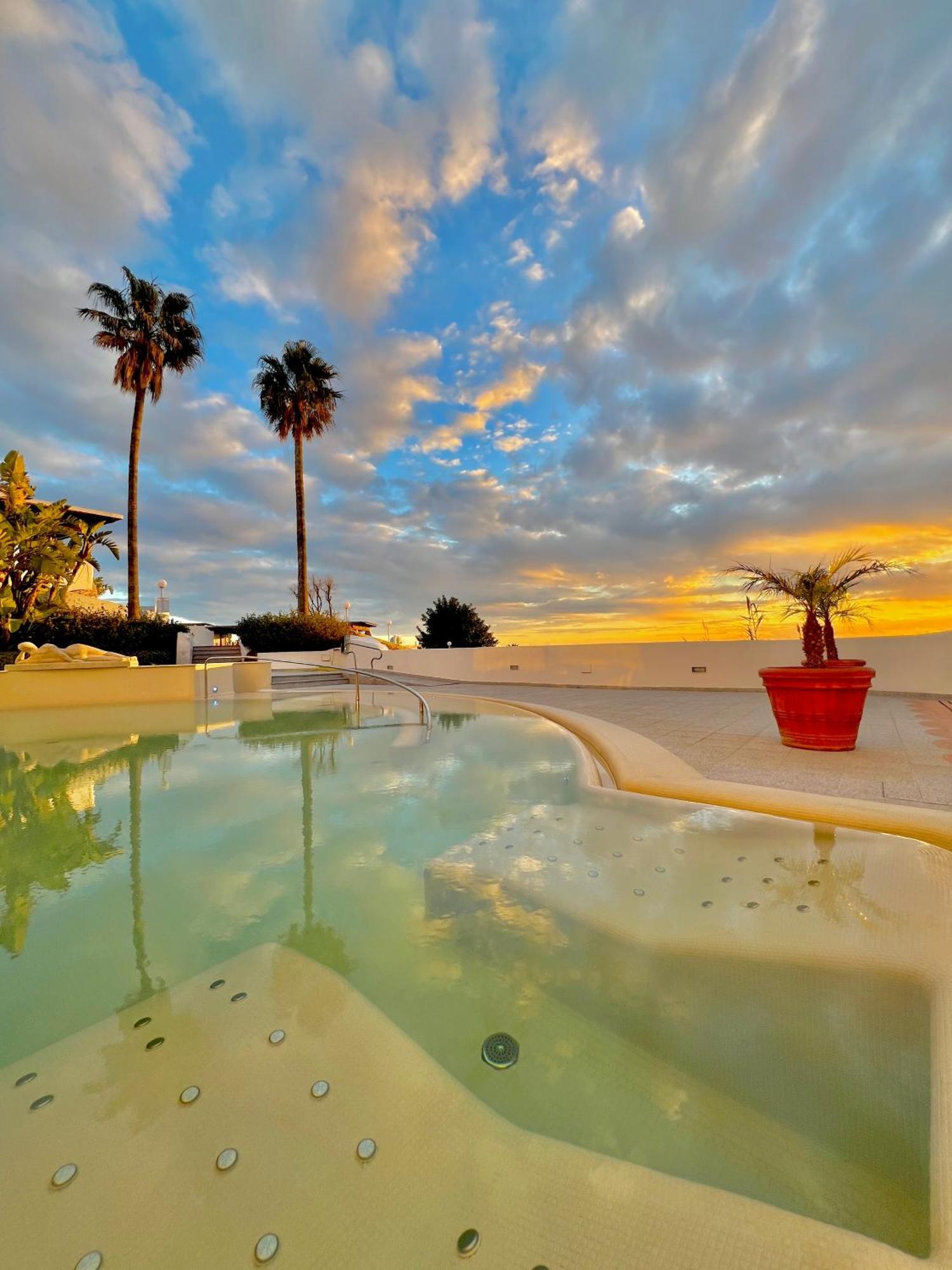 Borgo Romantica - & Hotel 4*