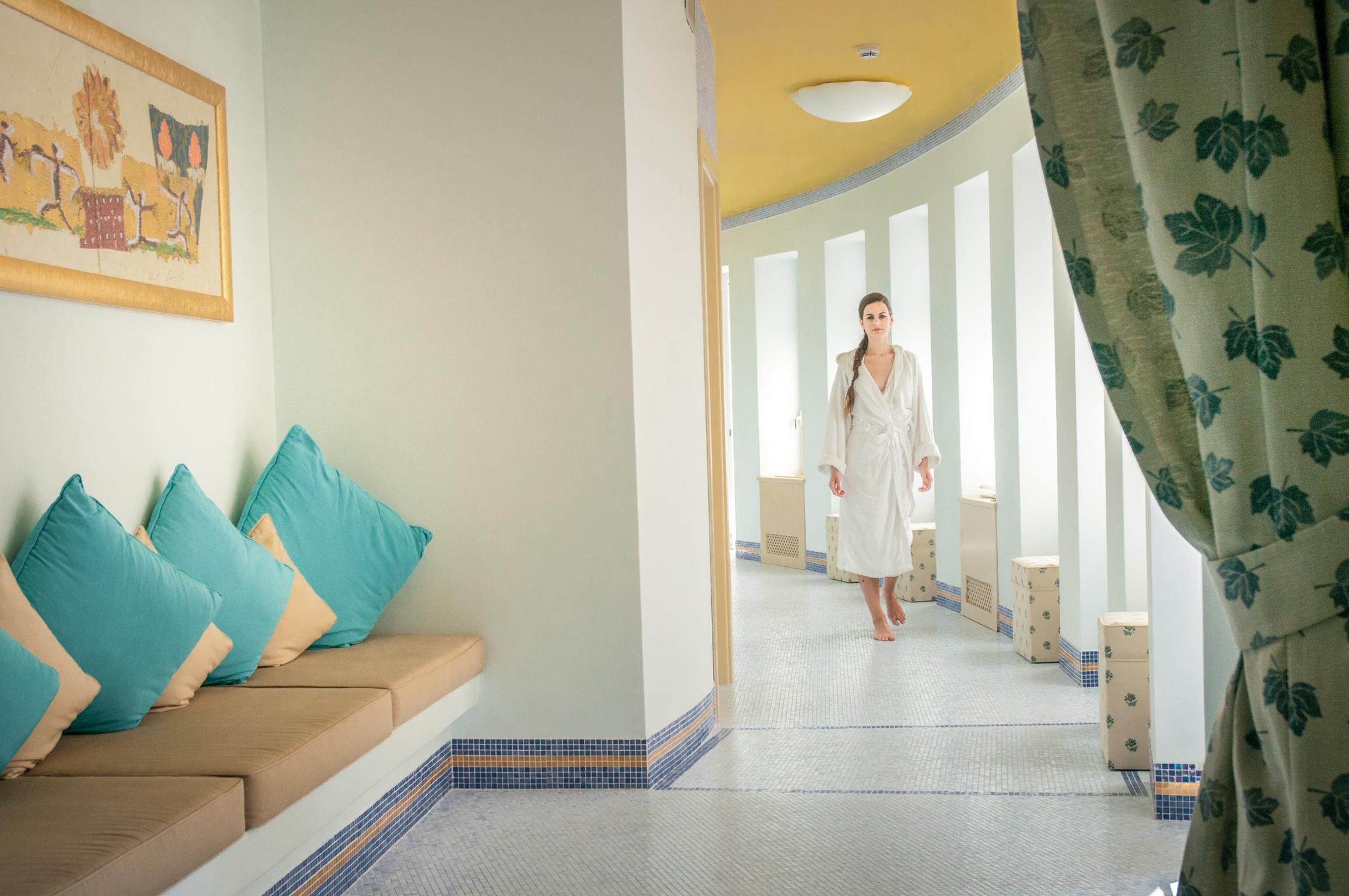 Hotel Borgo Romantica - &