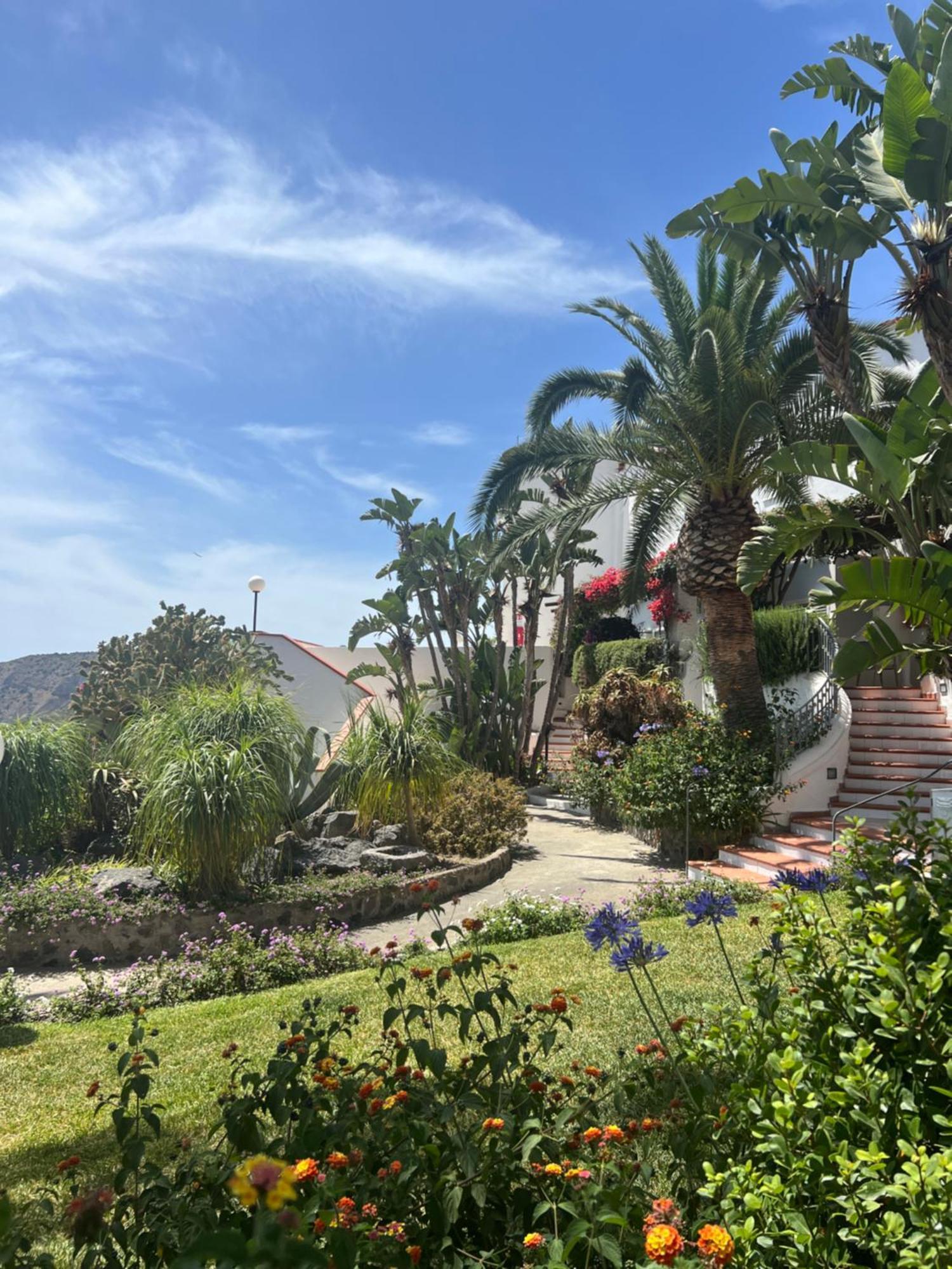 Hotel Borgo Romantica - & 4*