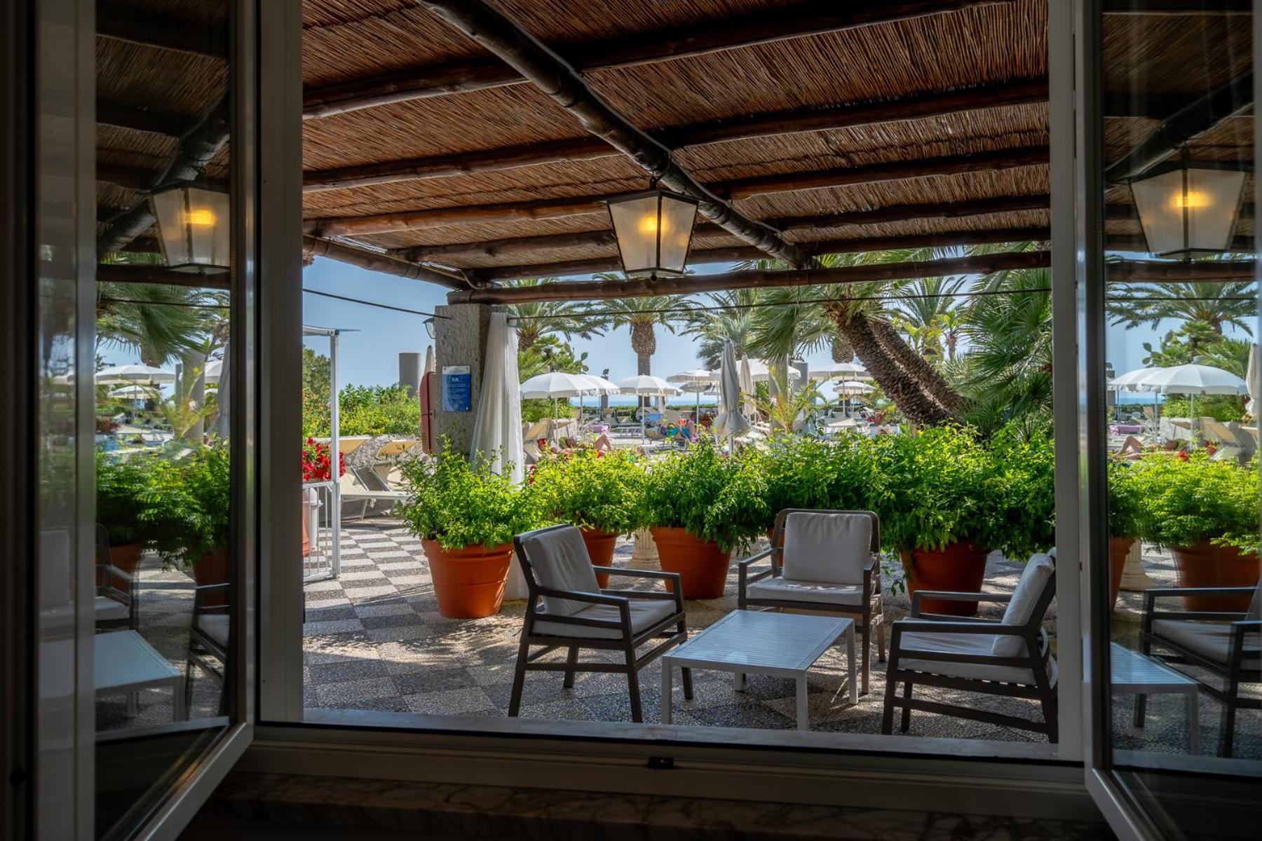 Borgo Romantica - & 4* Sant'Angelo (Isola d'Ischia)