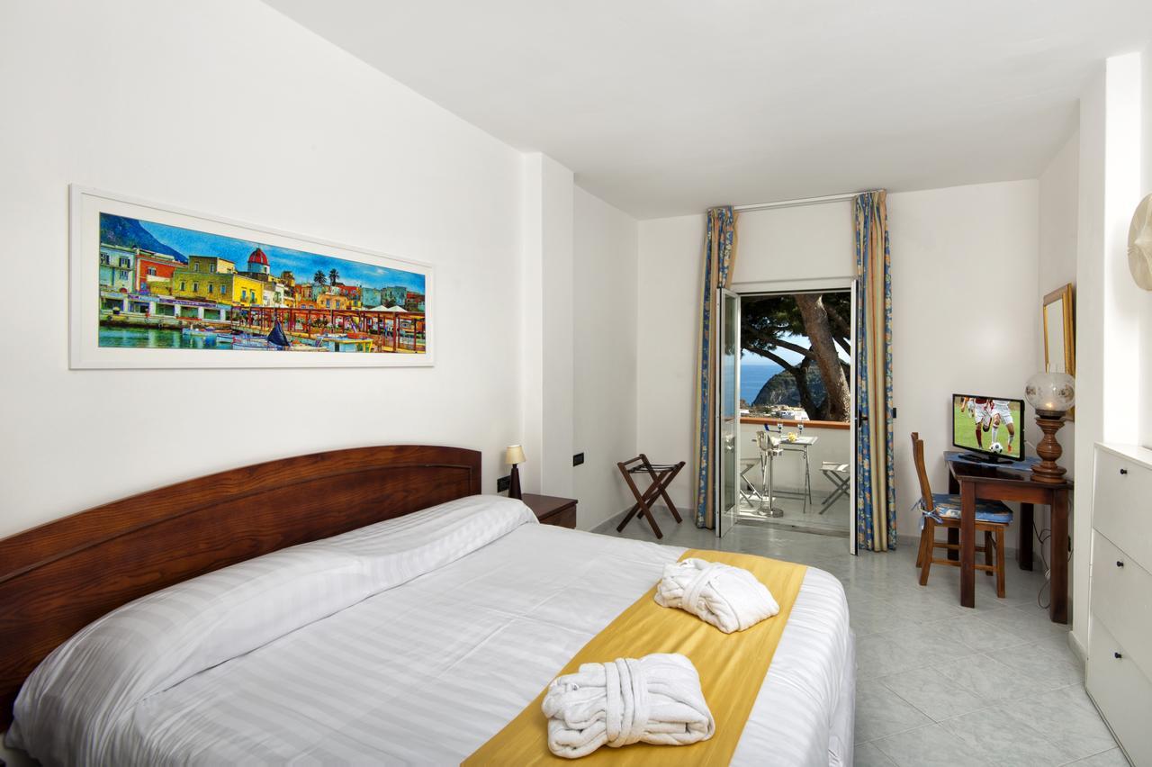 Borgo Romantica - & Sant'Angelo (Isola d'Ischia)