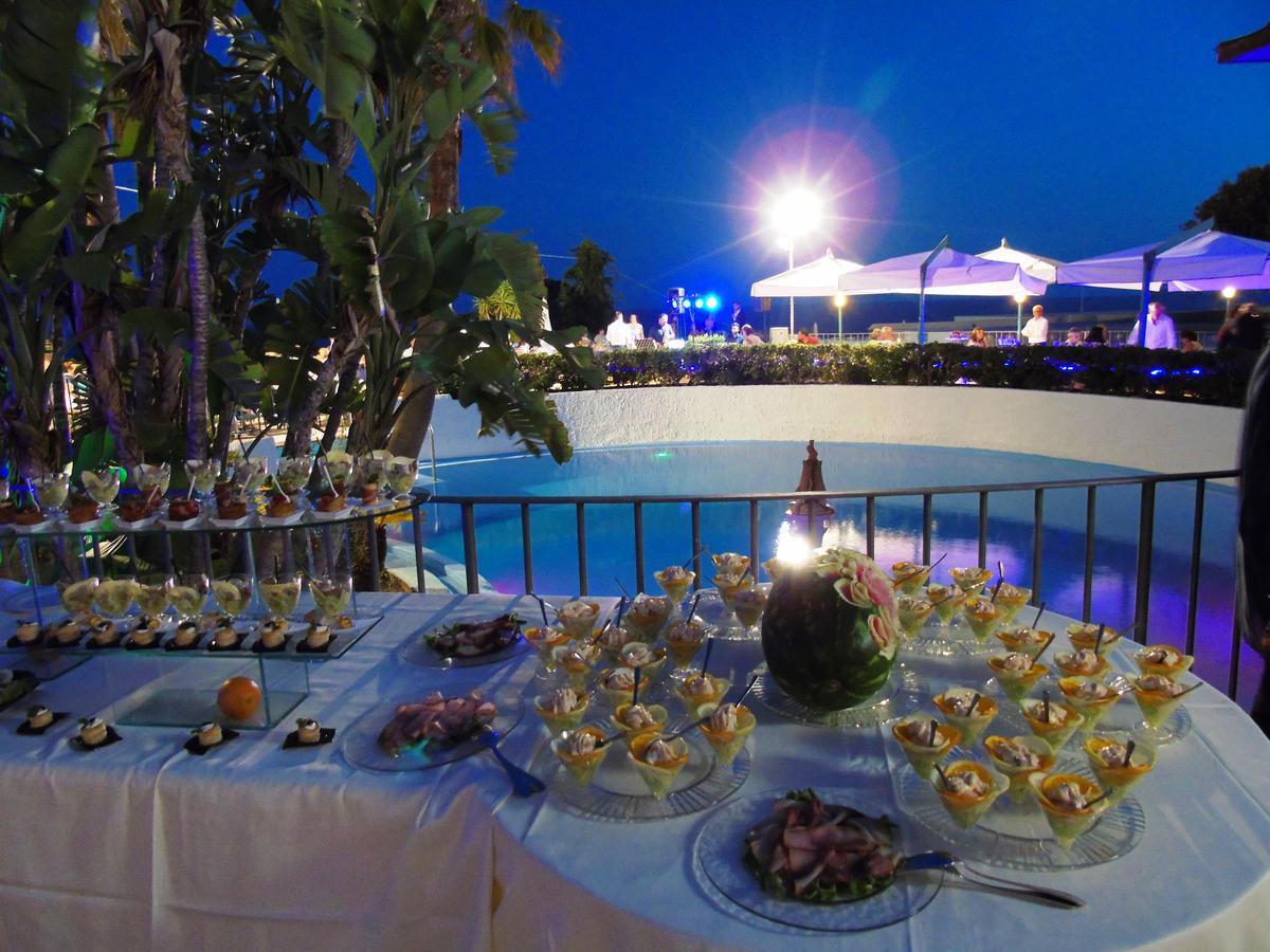 Hotel Borgo Romantica - &