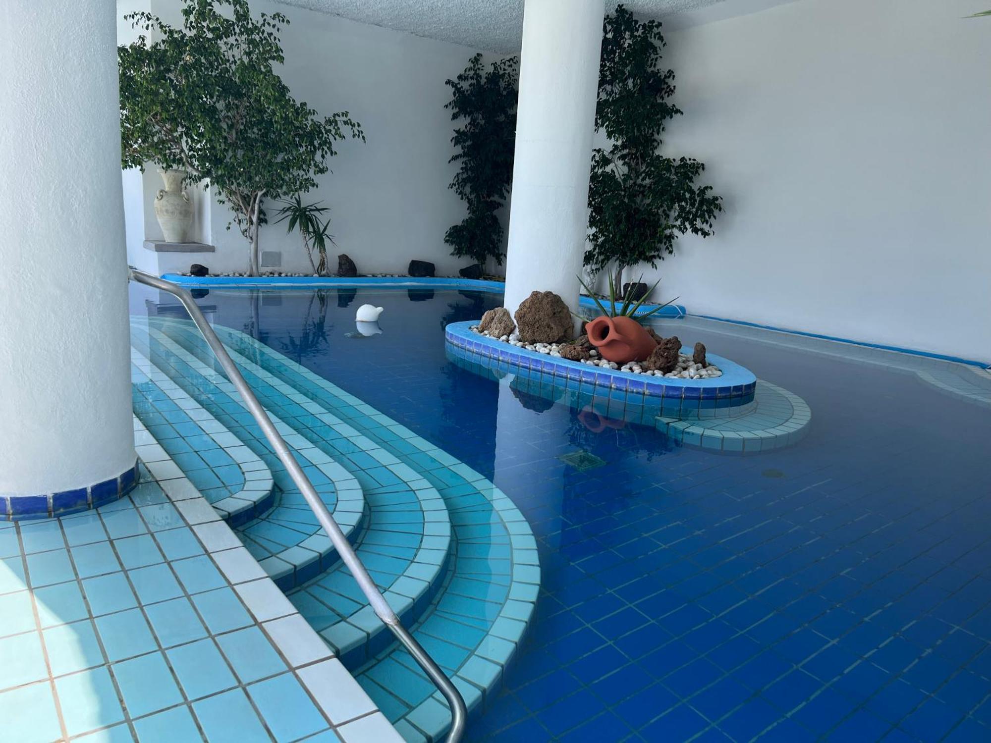 Hotel Borgo Romantica - &